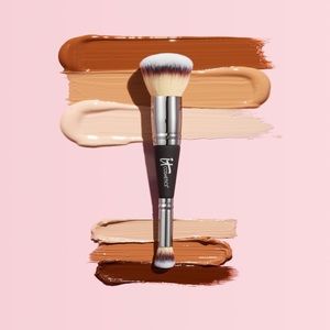 IT Cosmetics Heavenly Luxe Complexion Perfection Brush #7